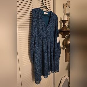 Time and Tru Teal V-Neck Dress
